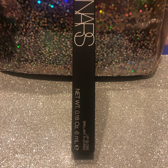 BNIB! NARS Lip Gloss in Sweet Dreams - Picture 4 of 7